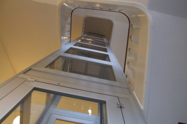 HSCI Indendørs Glas skakt elevator | HYDRO-CON Elevator A/S